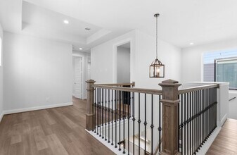 Building Photo - 2718 Grand Fountains Dr