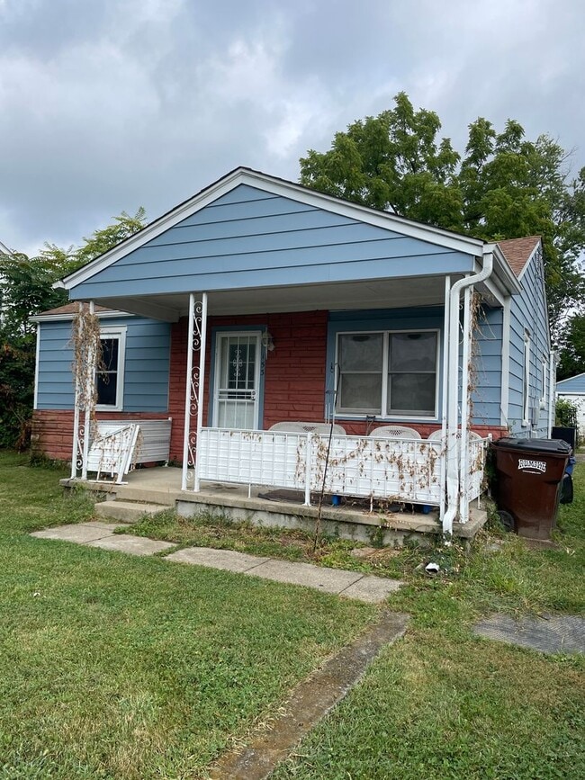Building Photo - 153 Dickey Ave