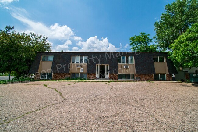 Foto del edificio - 1931 Ross Ct