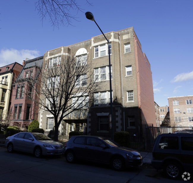 1441 Harvard St NW - 1441 Harvard St NW Apartments