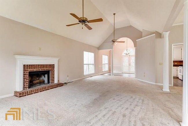 Building Photo - 77 Strathmore Dr