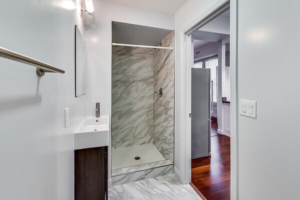 Foto del edificio - 800 Lyon St