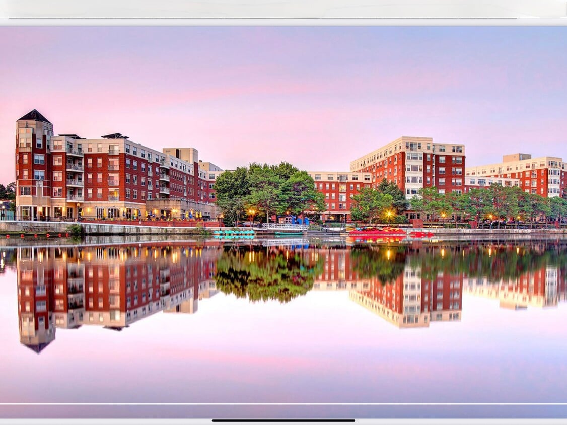 Primary Photo - 16 Maple St