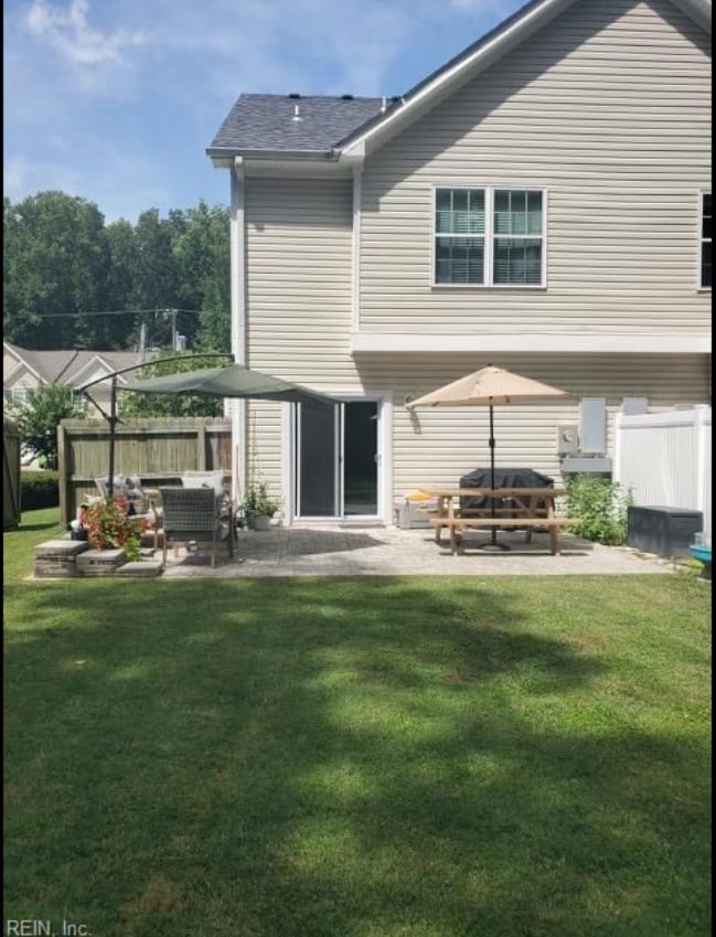 Building Photo - 1211 Gunn Hall Dr