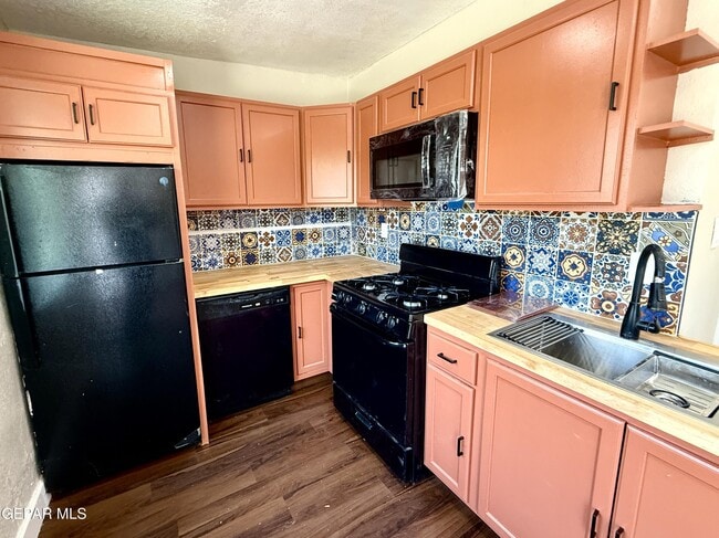 Foto del edificio - 2929 Grant Ave