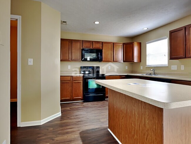 Foto del edificio - 111 Covey Pl