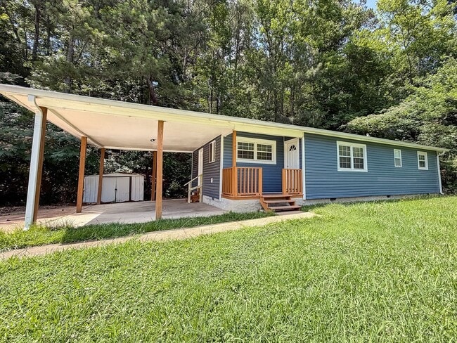 Building Photo - 1635 Dogwood Dr