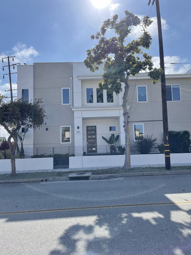 Foto del edificio - 401 Firmona Ave