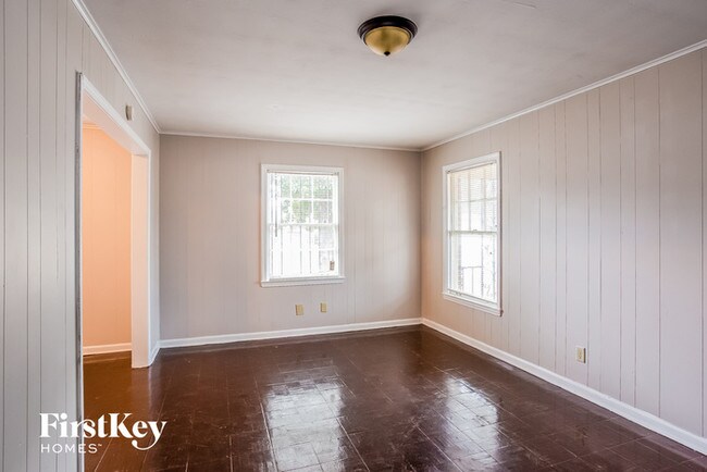 Building Photo - 3997 Graceland Dr
