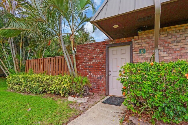 Building Photo - 1420 Ocean Way