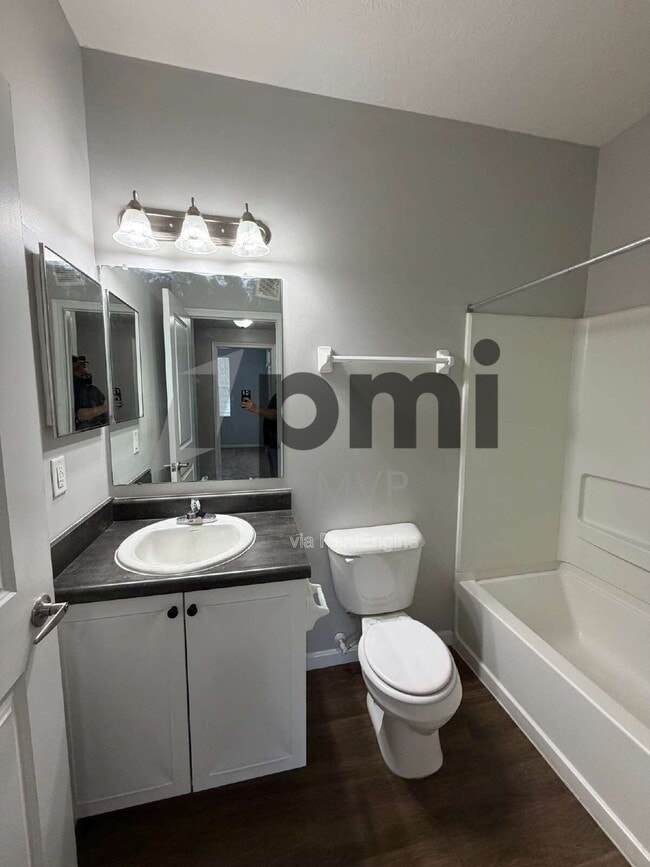 Interior Photo - Jefferson Pointe