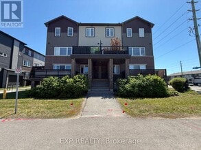 Building Photo - 512 Décoeur Dr.