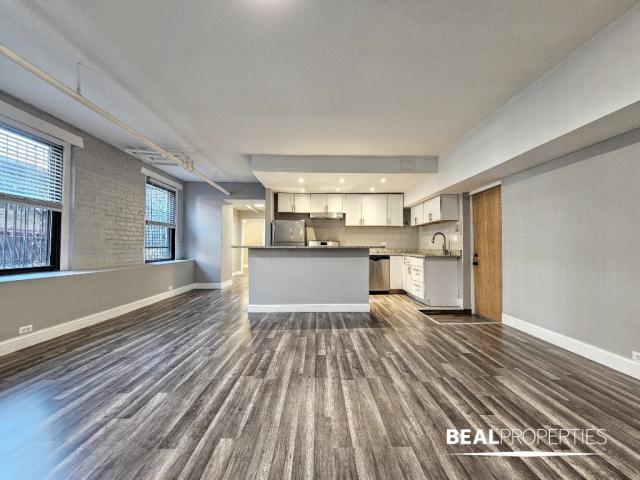 Building Photo - 2 bedroom in CHICAGO IL 60625