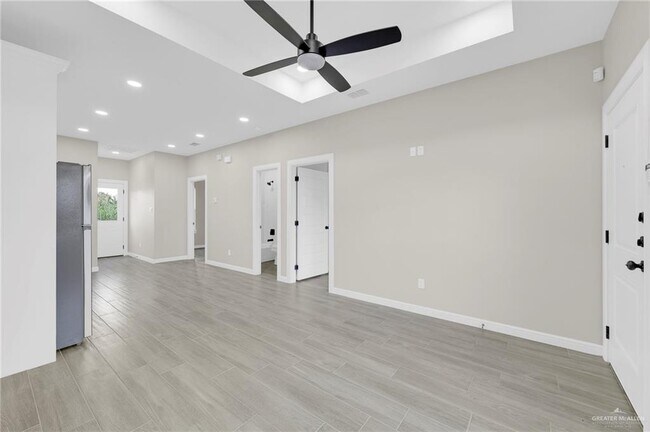 Foto del edificio - 12 Crestview St