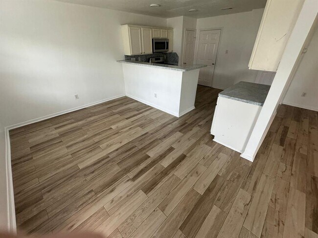 Foto del edificio - 17055 Kilwinning Dr