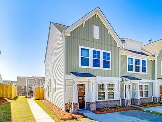 Foto del edificio - 3022 Harborview Dr