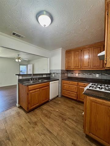 Foto del edificio - 2132 Potter Ln