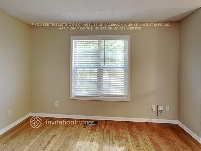 Building Photo - 4949 Lighthouse Pointe