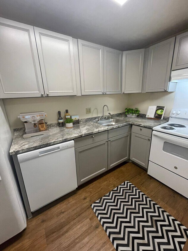 Imperial Towers Apartments in State College, PA