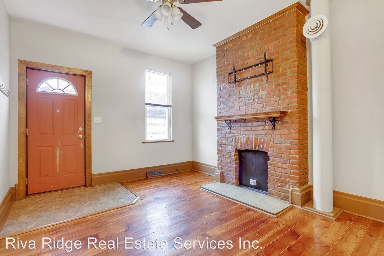 Primary Photo - 1 br, 1.5 bath House - 5156 Dresden Way