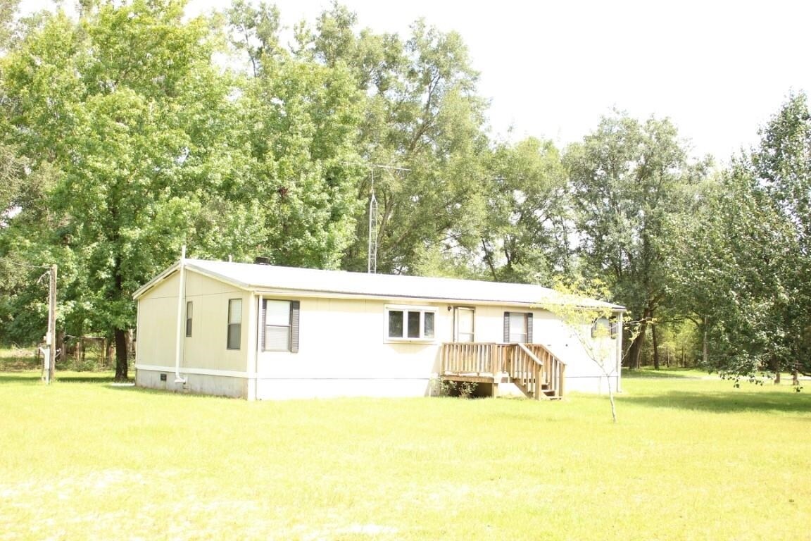 Primary Photo - 889 SE Donaldson Rd