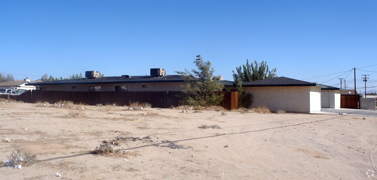 Building Photo - 15449 Morada Rd