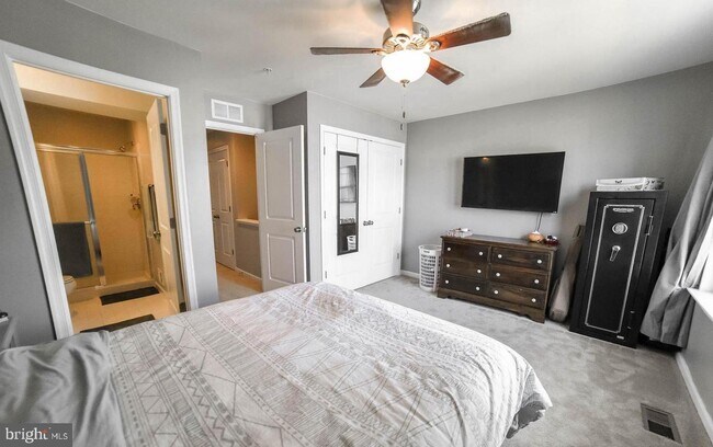 Building Photo - 23171 Ambrosia Ln