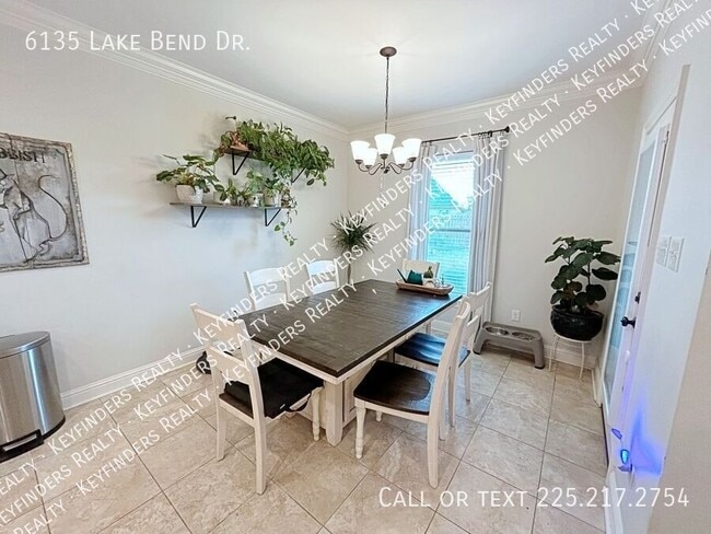 Building Photo - 6135 Lake Bend Dr.-