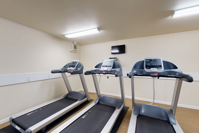 Building Photo - Foothill Commons