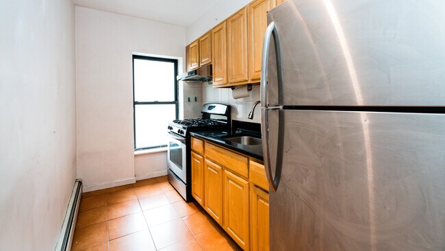 Foto del edificio - 739 Franklin Ave