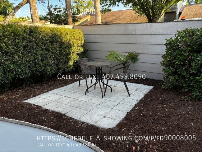 Building Photo - 689 Woodridge Drive | $2200 | 3 beds, 2 fu...