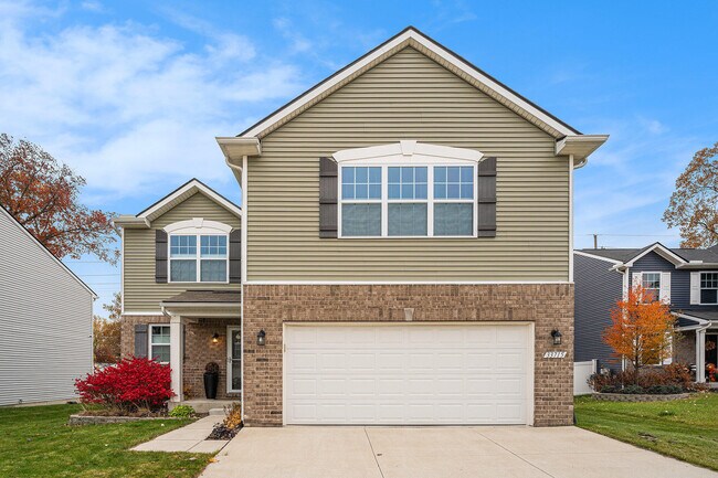 Foto del edificio - 33715 Birchlawn