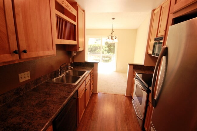 Building Photo - 4075 Rosenda Ct