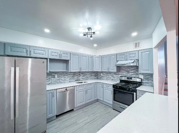 Foto del edificio - 2746 E 11th St