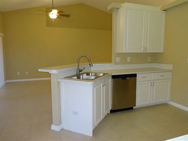Foto del edificio - 5869 NW Leghorn Ave