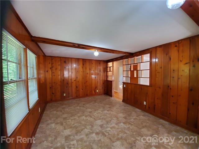 Building Photo - 1411 Tarrington Ave