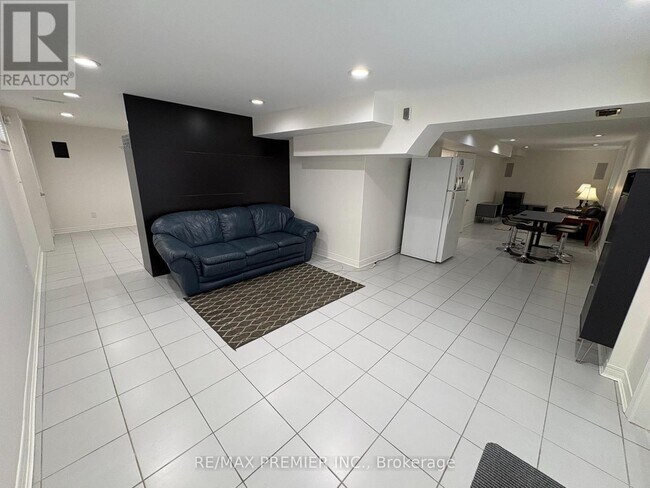 Photo du bâtiment - 126 Pioneer Ln