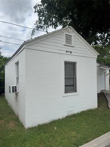 Building Photo - 347 N Cherry Ln