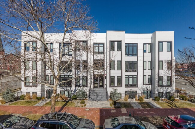 Foto del edificio - 1101-1109 Q St NW
