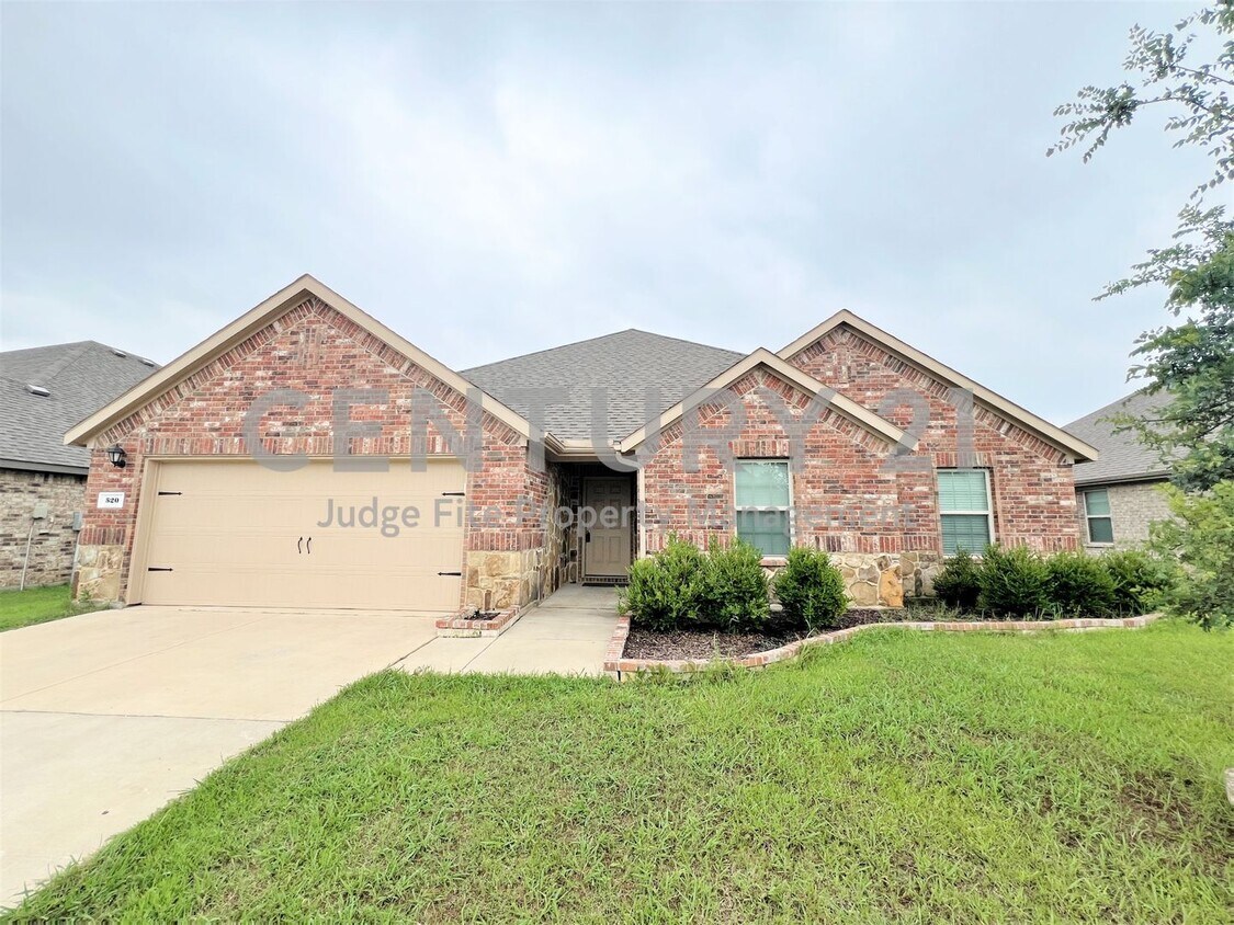 520 Clearlake Dr, Waxahachie, TX 75165 House Rental in Waxahachie, TX