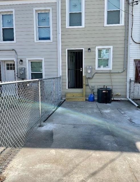 Foto del edificio - 230 N Rose St