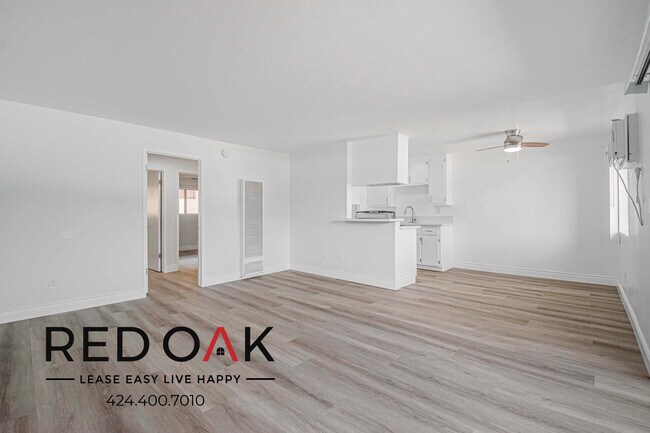 Foto del edificio - 821 N Wilcox Ave