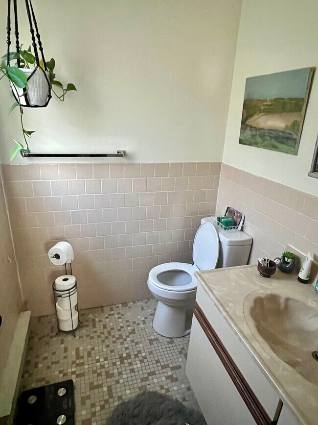 Foto del edificio - 117 Honness Ln