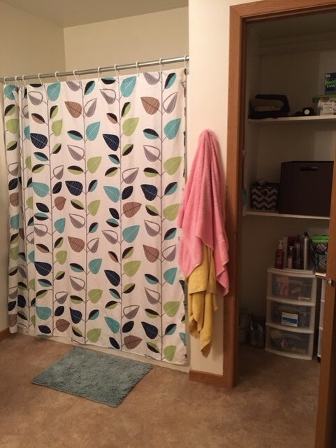 Foto del edificio - 321 E 4th St