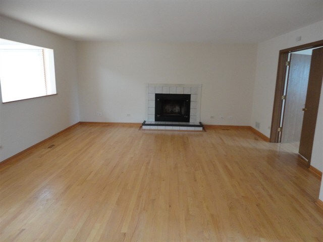 Building Photo - 4015 Newport Drive