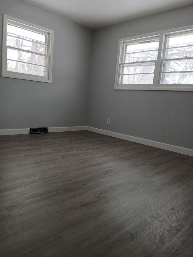 Foto del edificio - 1017 Irving Ave