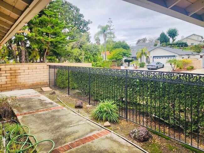 Foto del edificio - 23581 Via Calzada