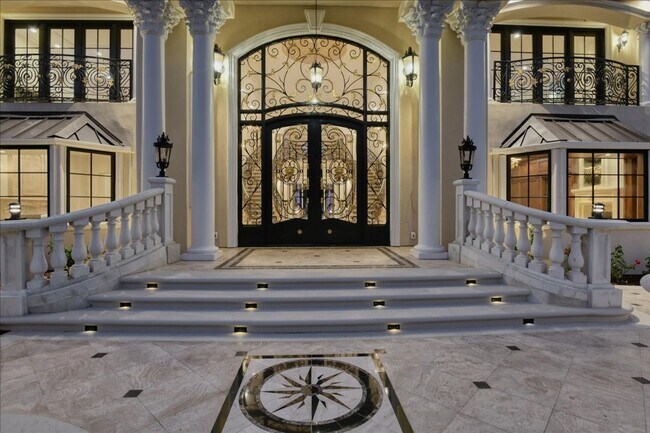 Foto del edificio - Luxury 10 Bedrooms, 9 Bathroom Estate for Lease in Los Gatos
