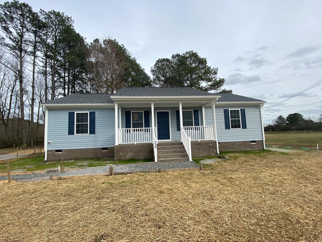Primary Photo - 1125 W Rd