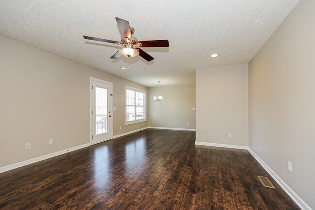 Foto del edificio - 4828 Ark Ln